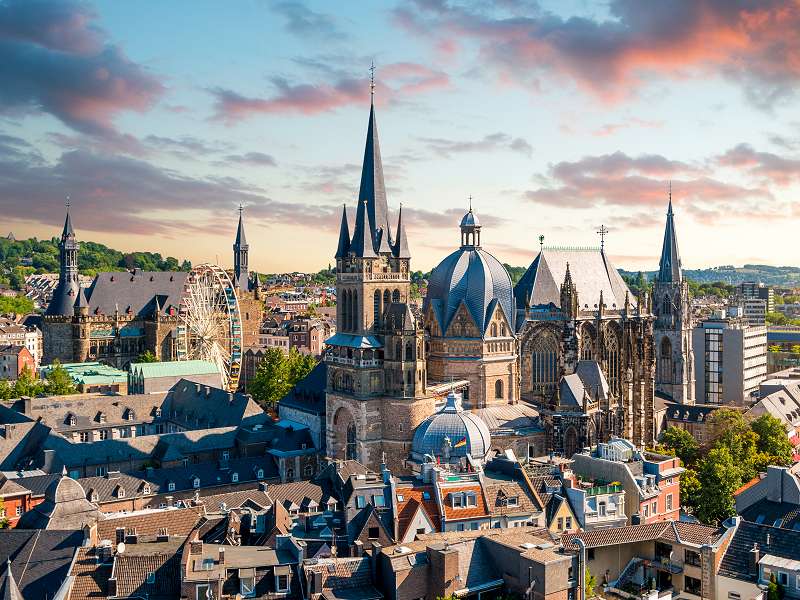 Blick auf den Dom in Aachen
