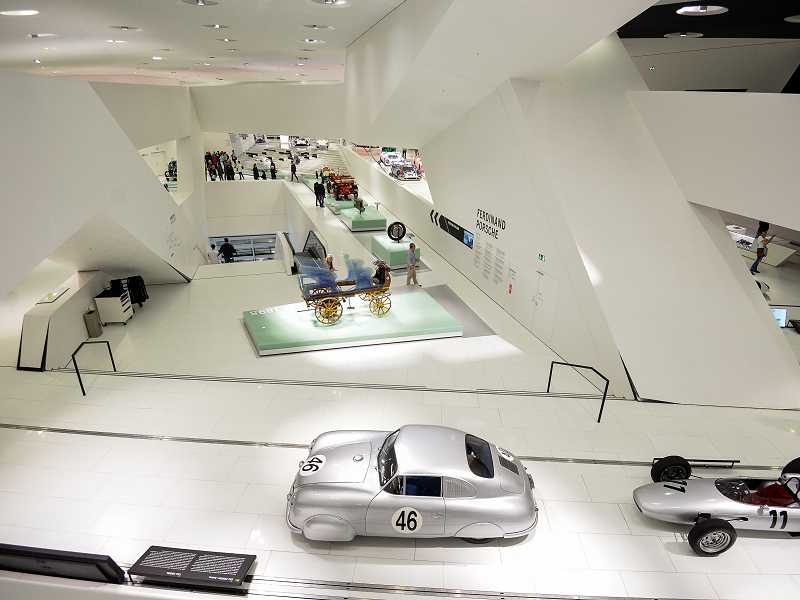 Blick in das Porsche-Museum