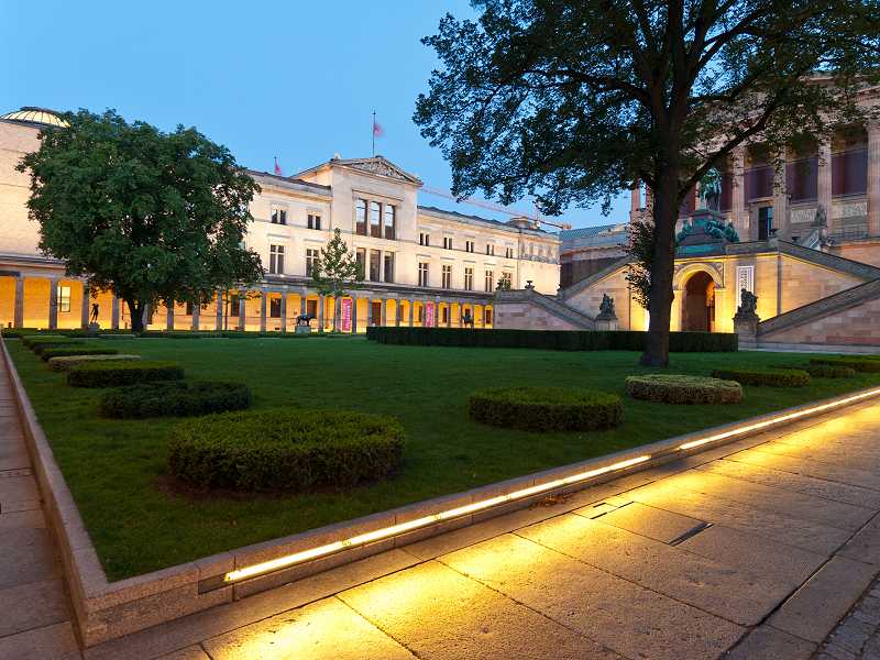 Neues Museum bei Nacht