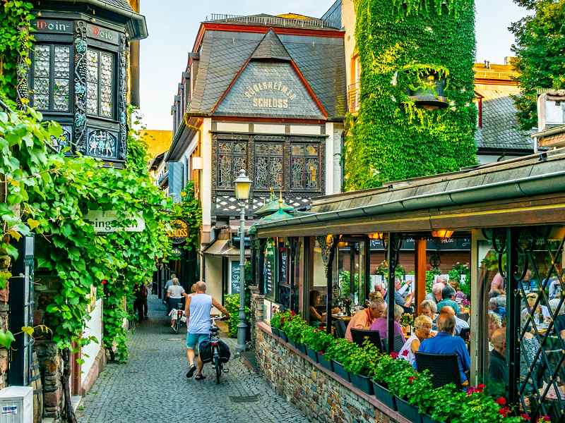 Weinstube und Restaurant